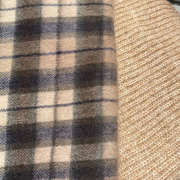 NWT Edinburg Cashmere 100% Cashmere Tartan Unisex Scarf in Winter Check - Picture 15 of 15
